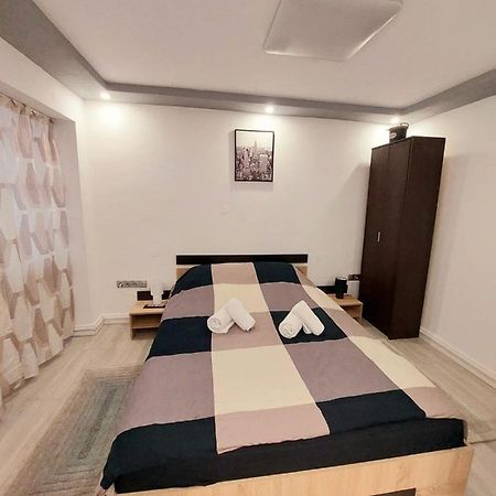 Domino Studio Apartment Sibiu Bagian luar foto