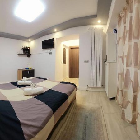 Domino Studio Apartment Sibiu Bagian luar foto